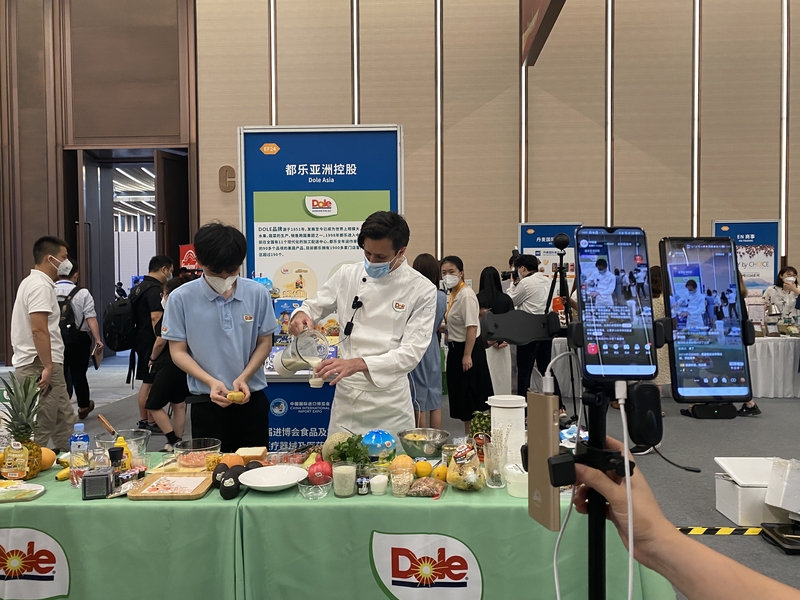 吃貨福利來襲！第五屆進(jìn)博會(huì)食品首發(fā)熱浪席卷，互聯(lián)網(wǎng)銷售新趨勢全揭秘